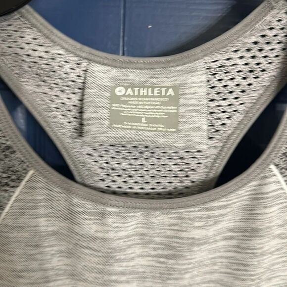 Athleta Agile Colorblock Tank Size Large - Picture 4 of 6